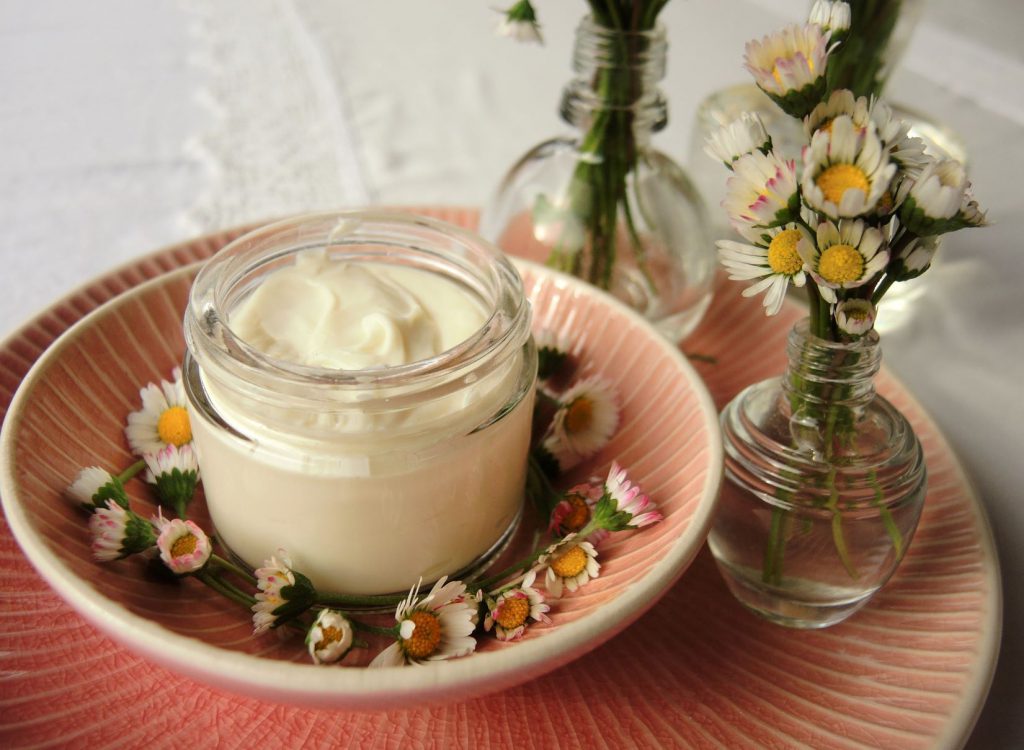 Creme Gänseblümchen (6)a